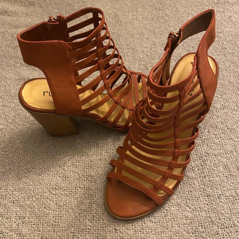 Rue 21 heels sandal
